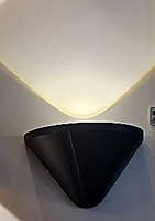 V lamp